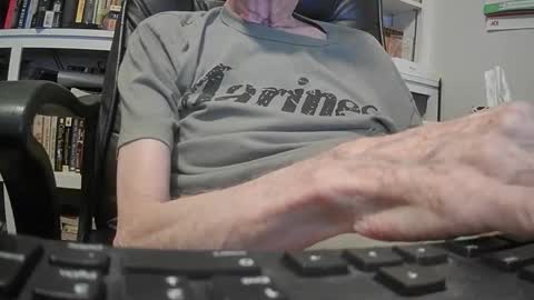 Snapshot of johngp777 chatting on June 11, 2:53 am johngp777 online show from June 11, 2:53 am