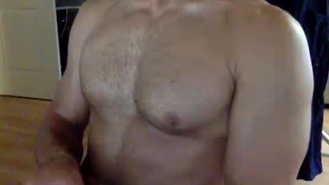 Snapshot of johnhotxxxx chatting on December 23, 6:00 am LETSPLAY online show from December 23, 6:00 am