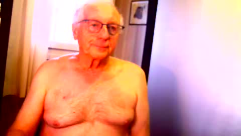 johnjohn6226 online show from January 18, 3:05 pm