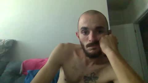 Snapshot of johnjones585121 chatting on April 2, 10:29 pm johnjones585121 online show from April 2, 10:29 pm