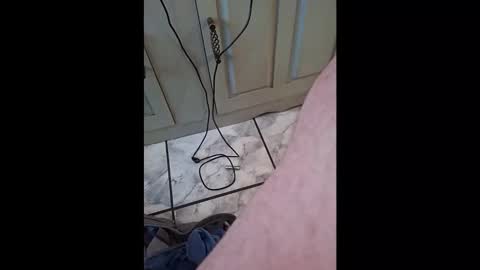 Snapshot of johnkango2 chatting on October 14, 6:36 am johnkango2 online show from October 14, 6:36 am