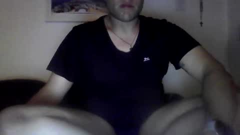 Snapshot of johnmayfair chatting on May 9, 11:43 pm John online show from May 9, 11:43 pm