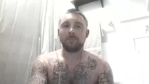 Snapshot of johnniejohnnied chatting on December 17, 4:56 am johnniejohnnied online show from December 17, 4:56 am