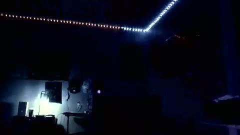 Snapshot of johnniejohnnied chatting on January 8, 3:40 am johnniejohnnied online show from January 8, 3:40 am