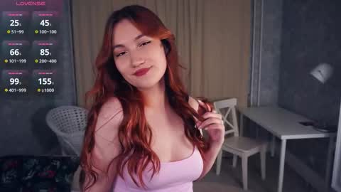 Snapshot of johnnietantum chatting on November 27, 6:43 pm Rocio online show from November 27, 6:43 pm