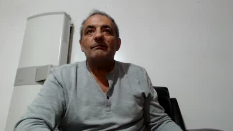 Snapshot of johnno6901 chatting on June 27, 3:55 am johnno6901 online show from June 27, 3:55 am