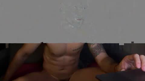 Johnny  b0y online show from April 13, 3:34 am