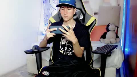 johnny_cagee online show from November 29, 4:26 am