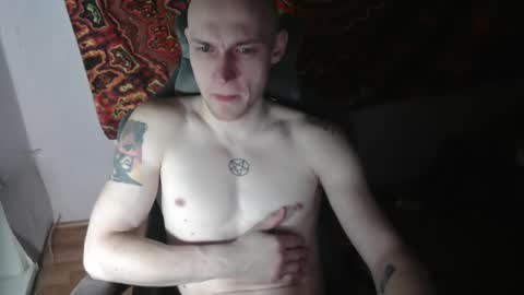 Johnny online show from October 28, 4:42 pm