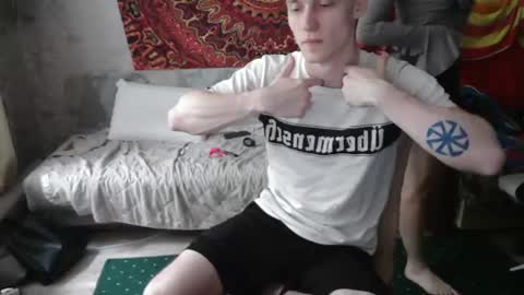 Snapshot of johnny_positive chatting on July 17, 8:54 am Johnny online show from July 17, 8:54 am