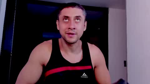Snapshot of johnny_seens1 chatting on June 11, 1:05 am Johnny online show from June 11, 1:05 am