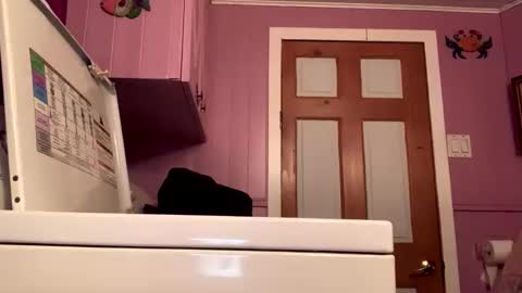 Snapshot of johnnyct36 chatting on February 21, 2:50 am johnnyct36 online show from February 21, 2:50 am