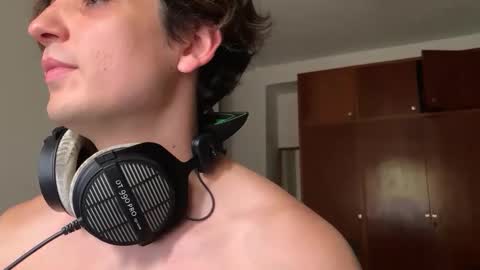 Johnny online show from February 20, 2:06 pm