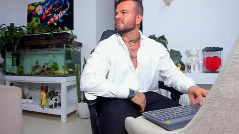 JOHNNY online show from November 7, 2:11 am