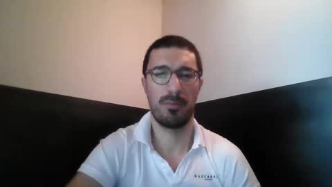 Snapshot of johnparis7575 chatting on May 27, 12:57 pm Johnfrench online show from May 27, 12:57 pm
