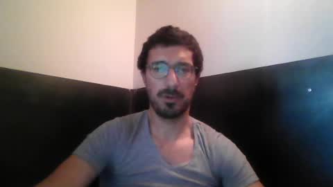 Snapshot of johnparis7575 chatting on July 20, 9:28 pm Johnfrench online show from July 20, 9:28 pm