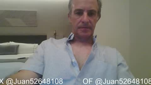 Snapshot of johnq_23 chatting on May 7, 2:39 am John online show from May 7, 2:39 am