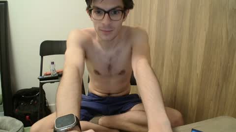 johnresmain online show from April 4, 6:49 pm