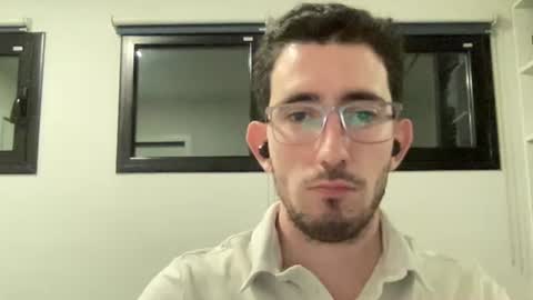 Snapshot of johnukber chatting on June 2, 1:18 am John Ukber online show from June 2, 1:18 am
