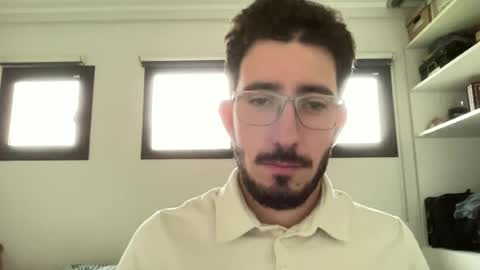 Snapshot of johnukber chatting on June 21, 3:25 pm John Ukber online show from June 21, 3:25 pm