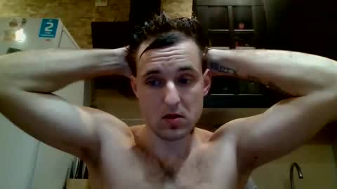 Snapshot of johny_hurdman27 chatting on April 18, 7:29 pm johny27 online show from April 18, 7:29 pm