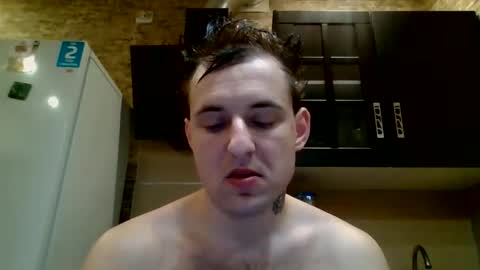 Snapshot of johny_hurdman27 chatting on April 28, 9:14 am johny27 online show from April 28, 9:14 am