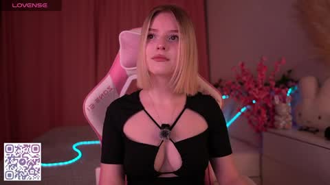 Paula online show from March 27, 11:59 pm