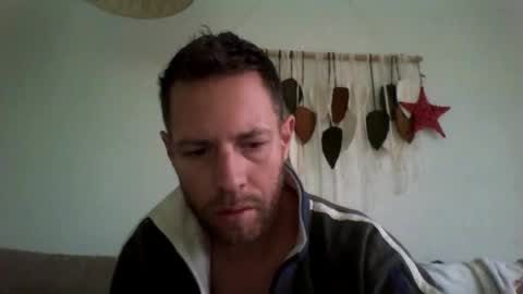 jojo19844 online show from December 4, 9:29 am