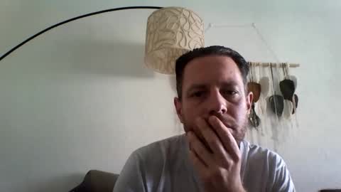 jojo19844 online show from May 7, 8:42 am
