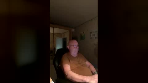 jojo60000529566 online show from March 9, 8:24 pm