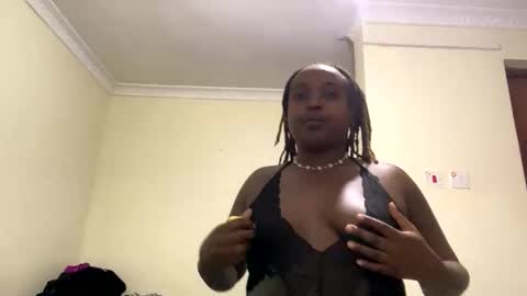 Snapshot of jojo_candie chatting on May 22, 11:32 pm jojo_candie online show from May 22, 11:32 pm