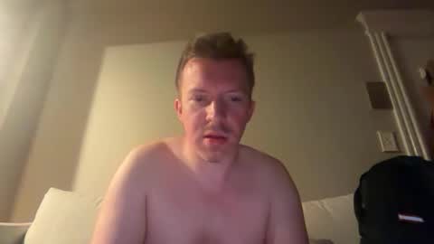 Snapshot of jojohalloran64 chatting on March 11, 2:28 am jojohalloran64 online show from March 11, 2:28 am