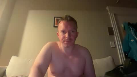 Snapshot of jojohalloran64 chatting on March 13, 2:18 am jojohalloran64 online show from March 13, 2:18 am