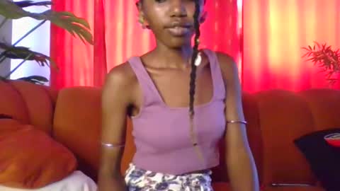 Snapshot of jolene_caramel chatting on November 12, 12:16 pm jolene_caramel online show from November 12, 12:16 pm