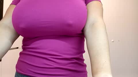 jolenejo online show from October 14, 8:20 pm