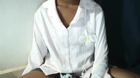 joliekah27 online show from January 31, 7:34 pm