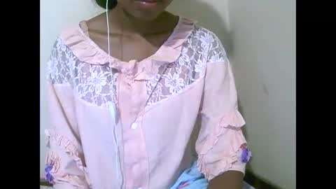 joliekah27 online show from April 17, 6:55 pm