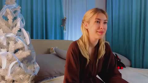 Viola online show from December 20, 11:17 am