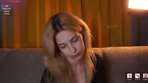 Viola online show from March 26, 1:28 pm