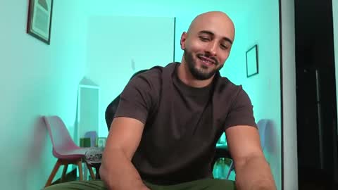 Snapshot of jon_bukowski chatting on June 25, 12:54 am Jon online show from June 25, 12:54 am