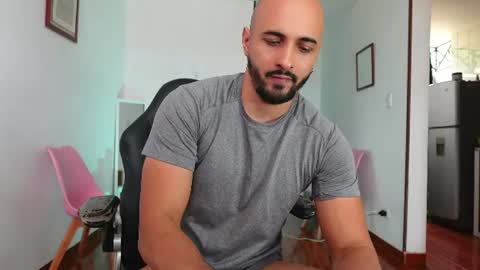Snapshot of jon_bukowski chatting on July 1, 6:07 pm Jon online show from July 1, 6:07 pm