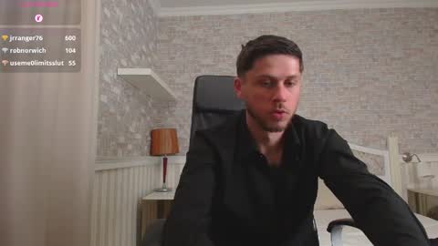 Snapshot of jonahshaw chatting on April 30, 5:08 pm JonahShaw online show from April 30, 5:08 pm