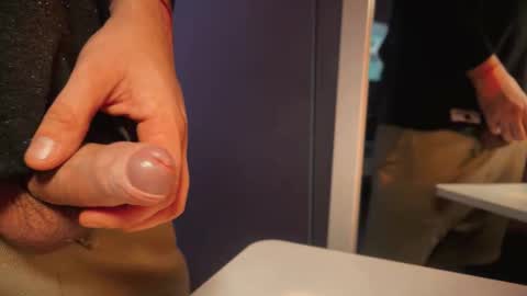 jonahshyfap online show from November 1, 4:36 am