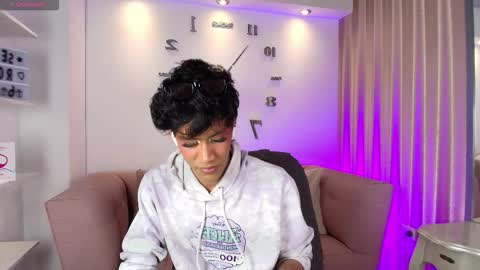 Jonas  online show from March 6, 4:31 am