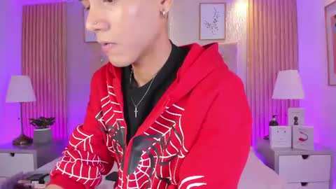 Snapshot of jonas_hiill chatting on July 18, 5:11 am Jonas online show from July 18, 5:11 am