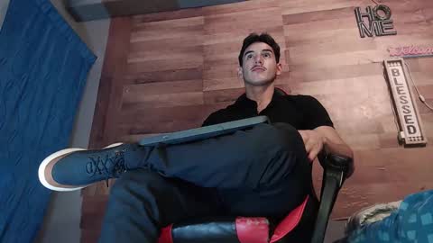 jonathancast08 online show from November 20, 12:11 am