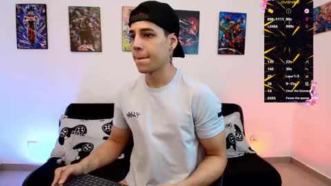 Instagram jonathanfit14 online show from May 25, 8:48 pm