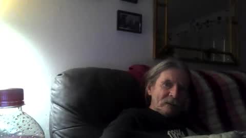 Jonelvis123456 online show from November 9, 7:50 am