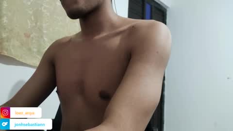 Snapshot of jonhsebastiann chatting on October 1, 6:41 am John online show from October 1, 6:41 am