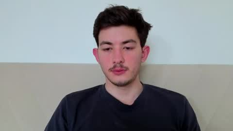 Snapshot of jonhy_merlin chatting on April 30, 12:11 pm jonhy_merlin online show from April 30, 12:11 pm